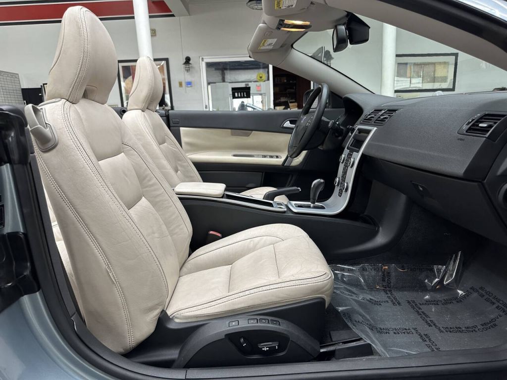 2011 Volvo C70