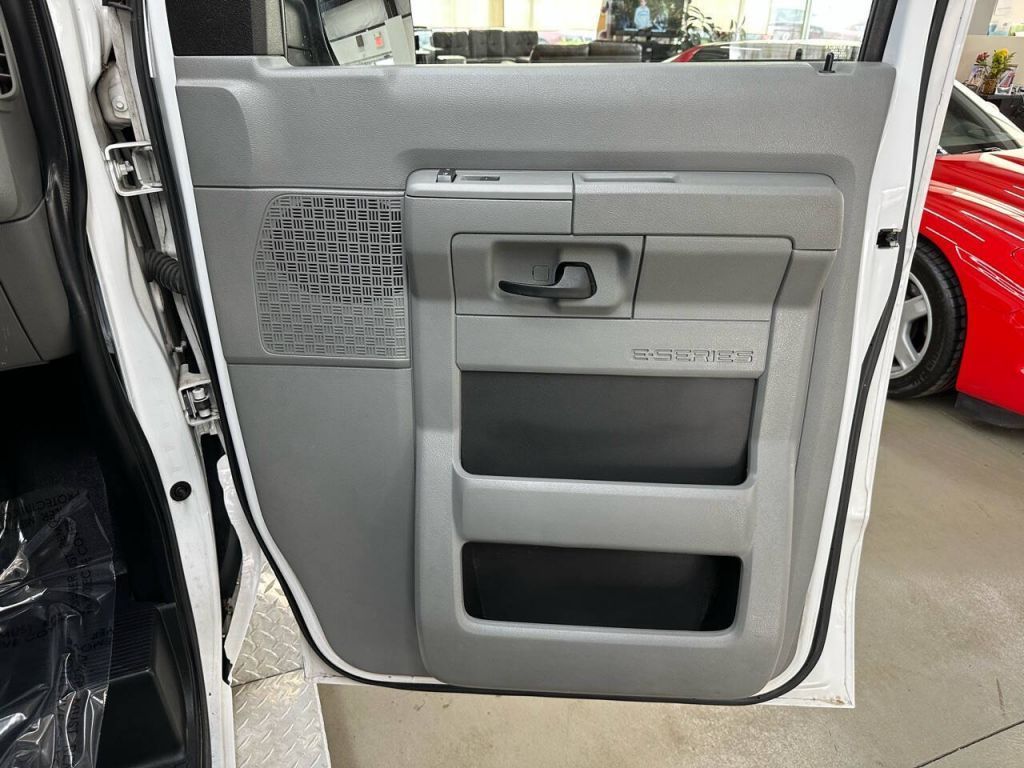 2012 Ford E-250