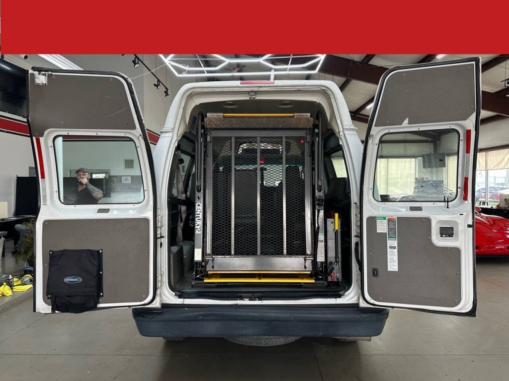 2012 Ford E-250