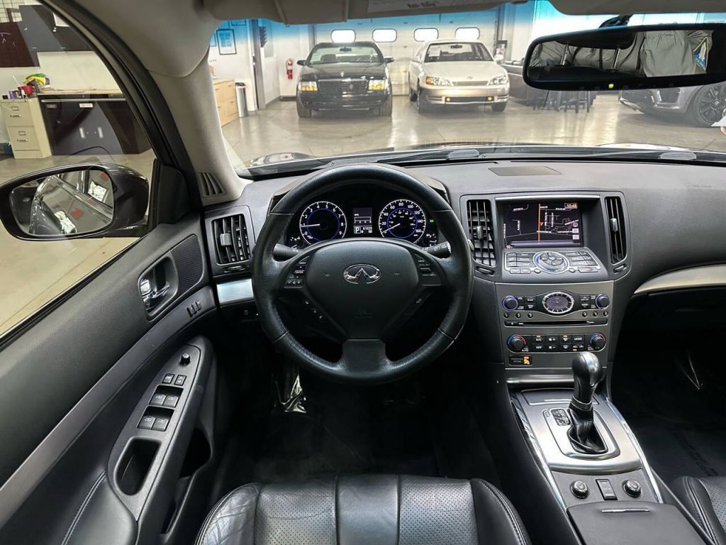 2012 INFINITI G37x