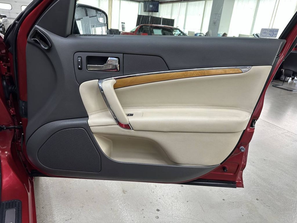 2012 Lincoln MKZ