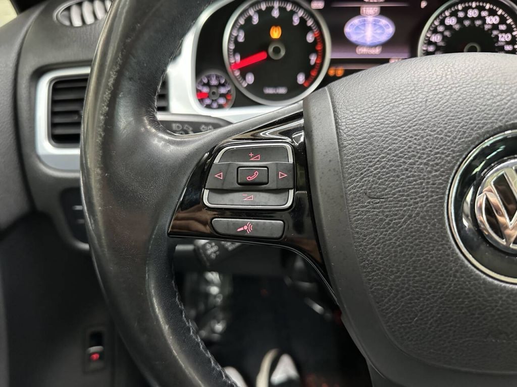2012 Volkswagen Touareg