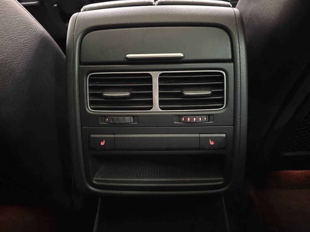 2012 Volkswagen Touareg