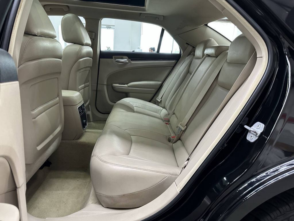 2013 Chrysler 300