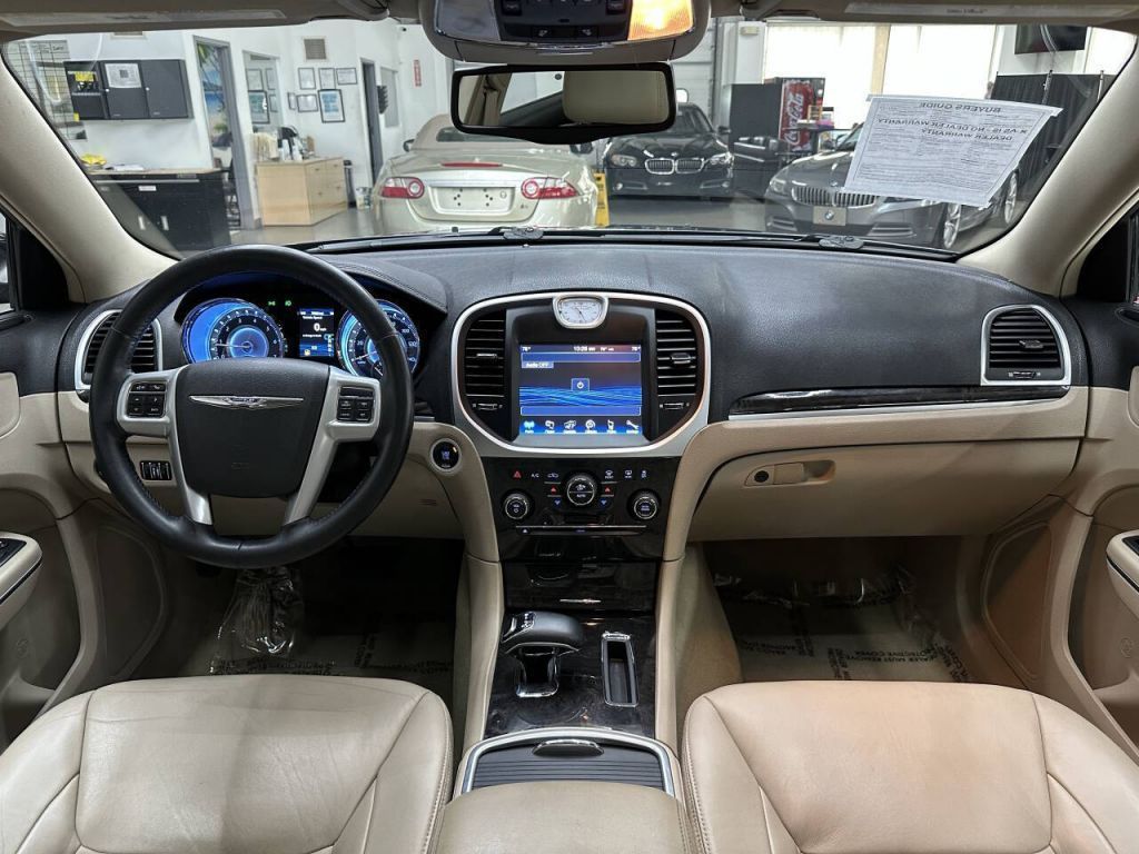 2013 Chrysler 300