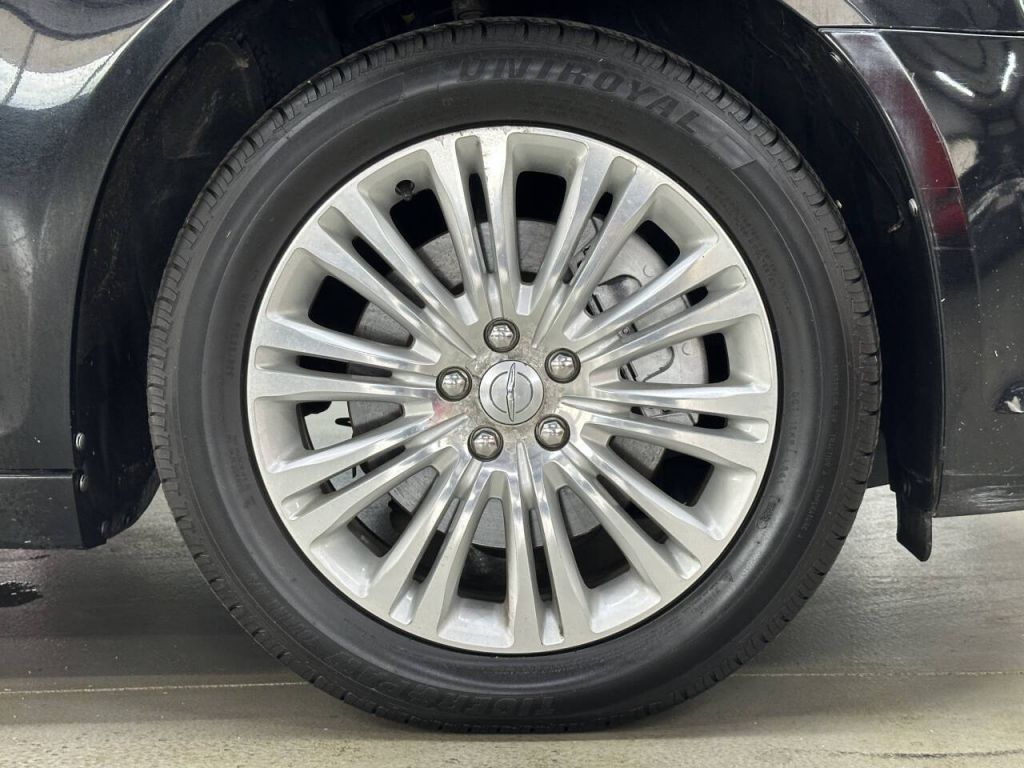 2013 Chrysler 300