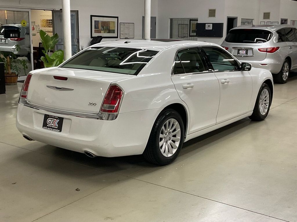 2013 Chrysler 300