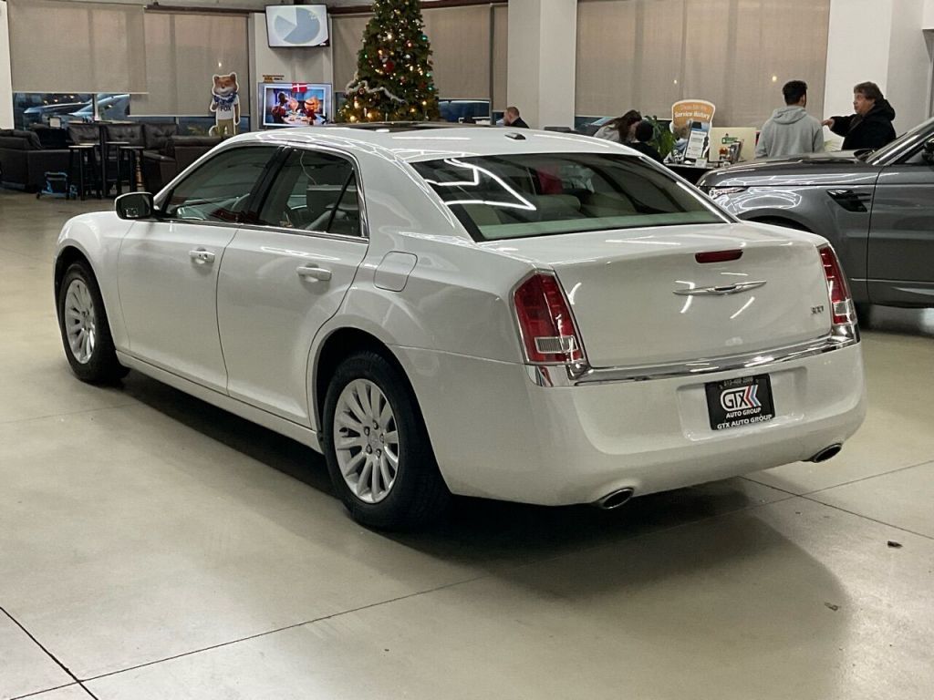 2013 Chrysler 300