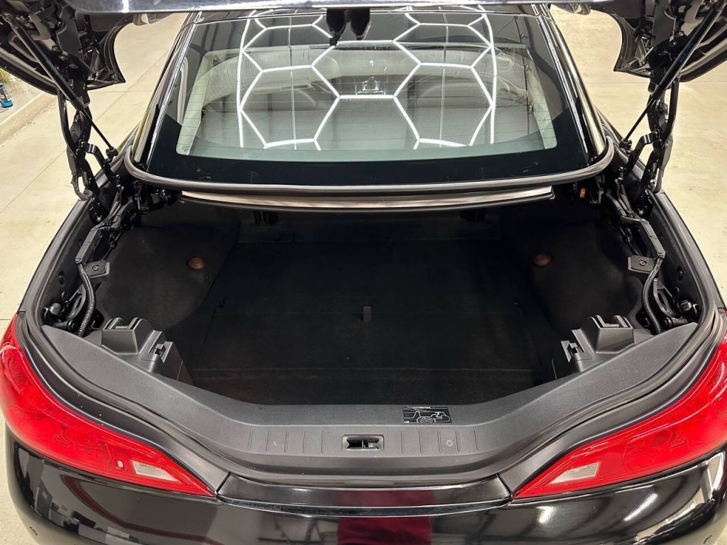 2013 INFINITI G37
