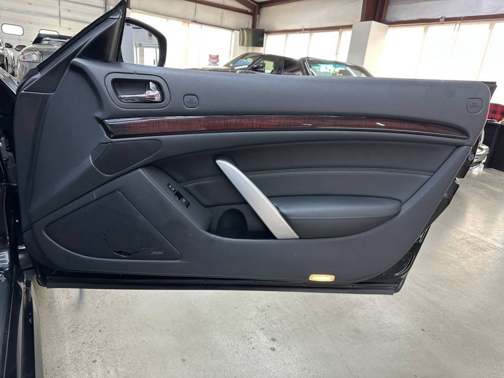 2013 INFINITI G37