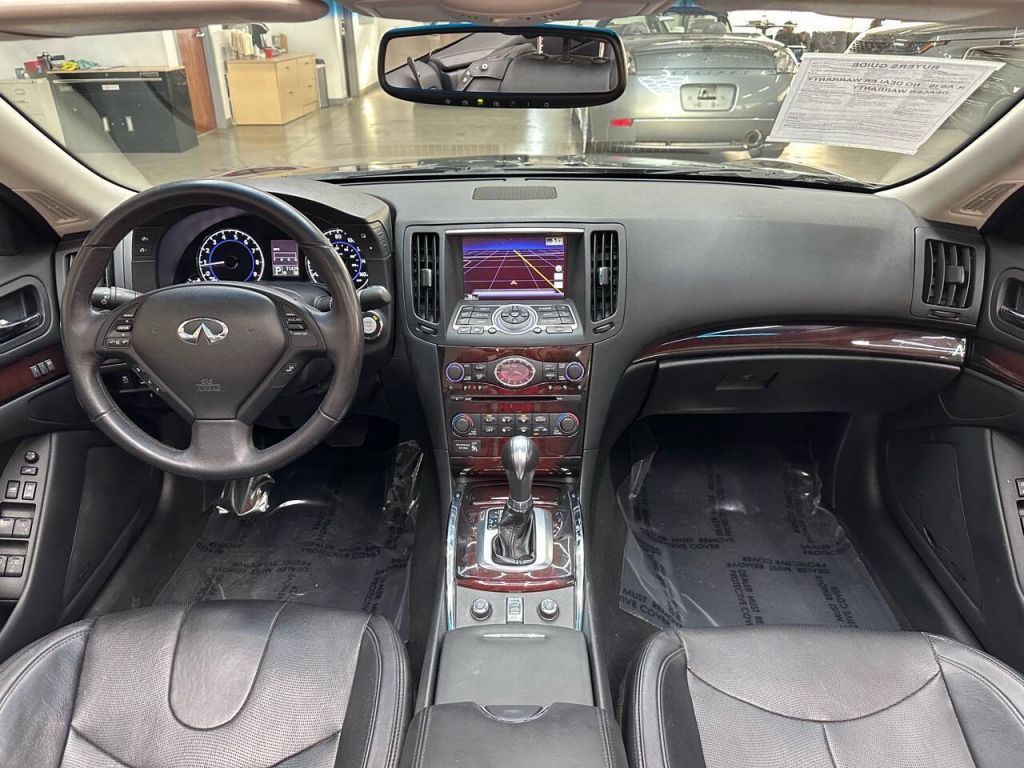 2013 INFINITI G37