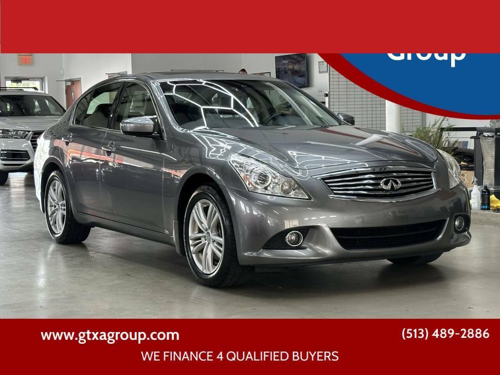 2013 INFINITI G37x