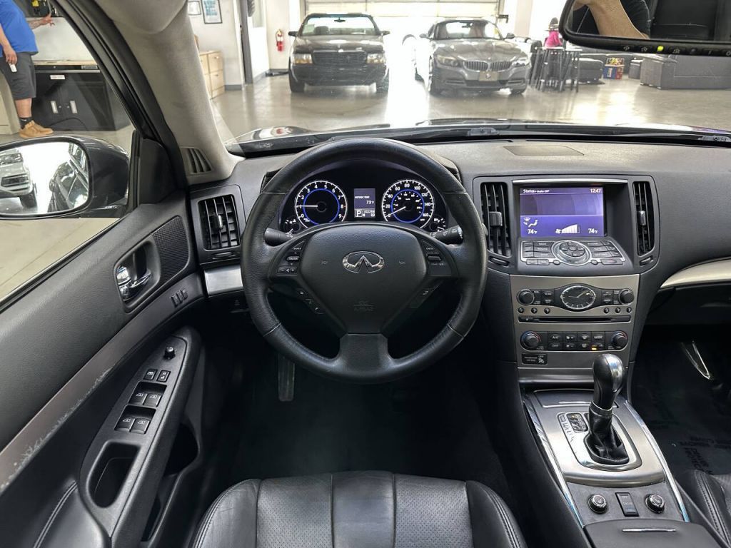 2013 INFINITI G37x