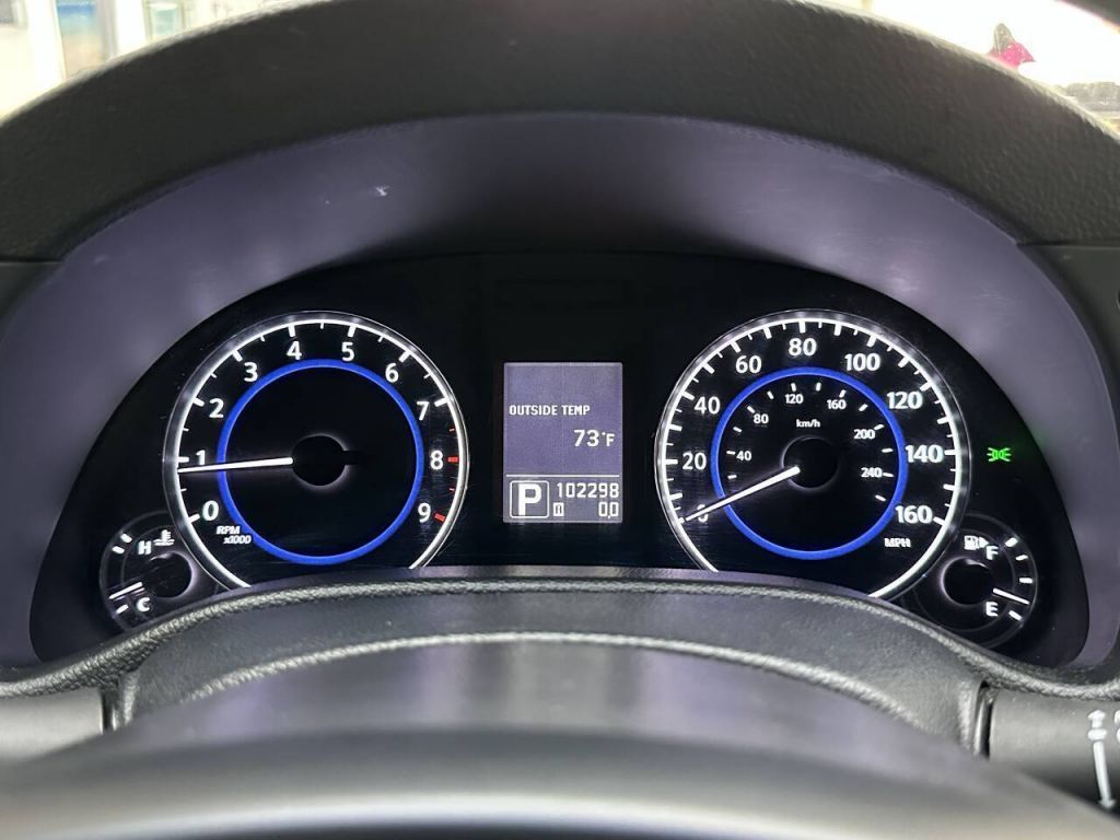 2013 INFINITI G37x
