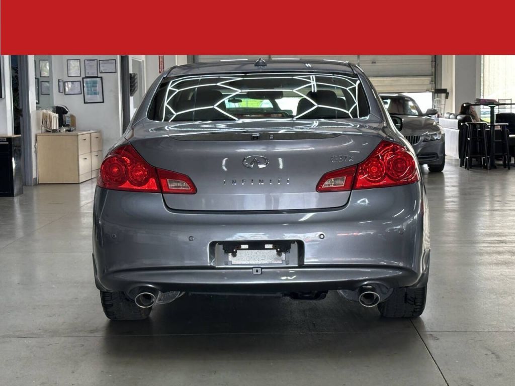 2013 INFINITI G37x