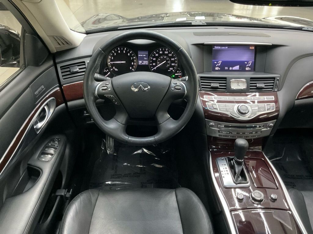 2013 INFINITI M37