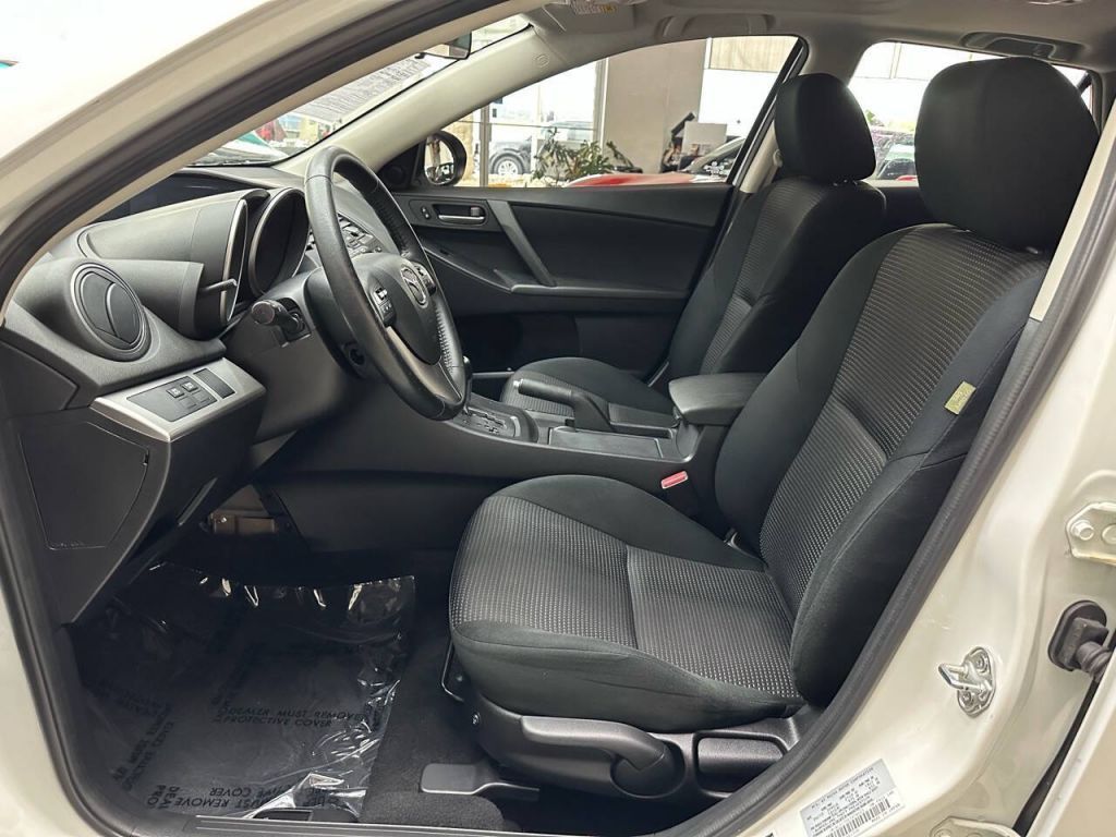 2013 Mazda Mazda3 Hatchback