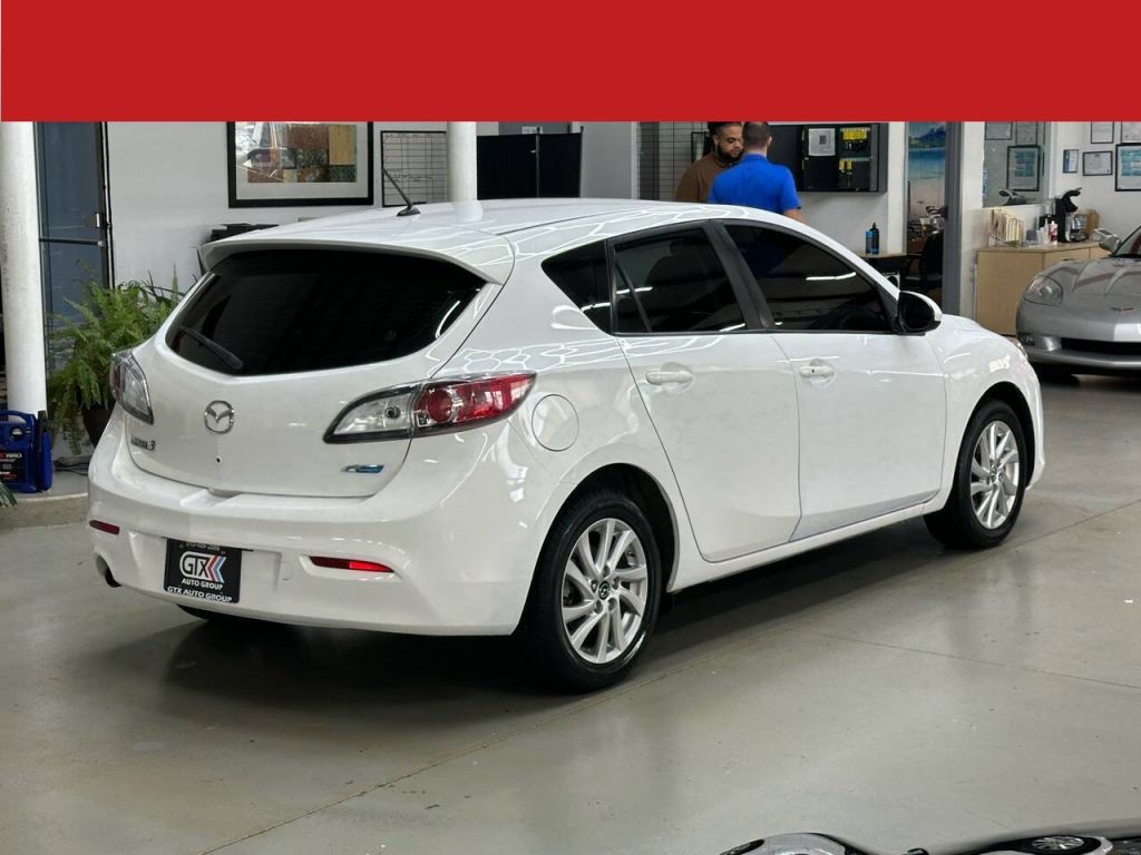 2013 Mazda Mazda3 Hatchback