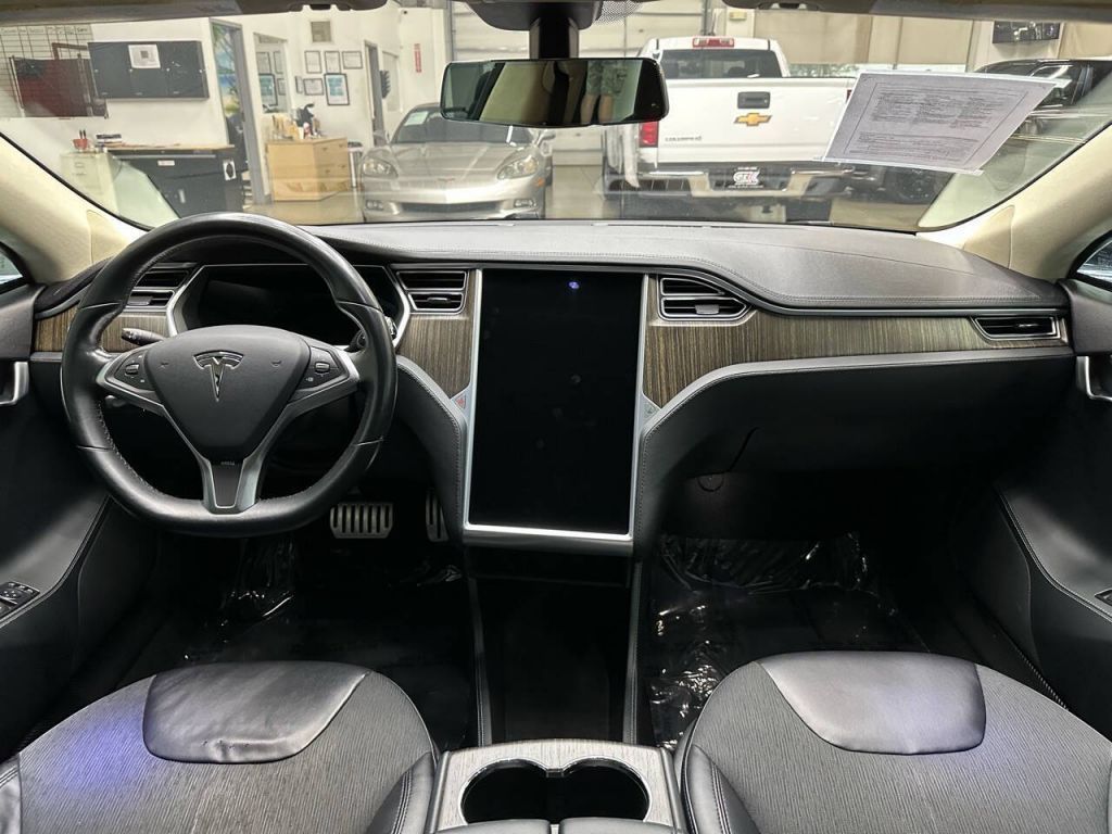 2013 Tesla Model S