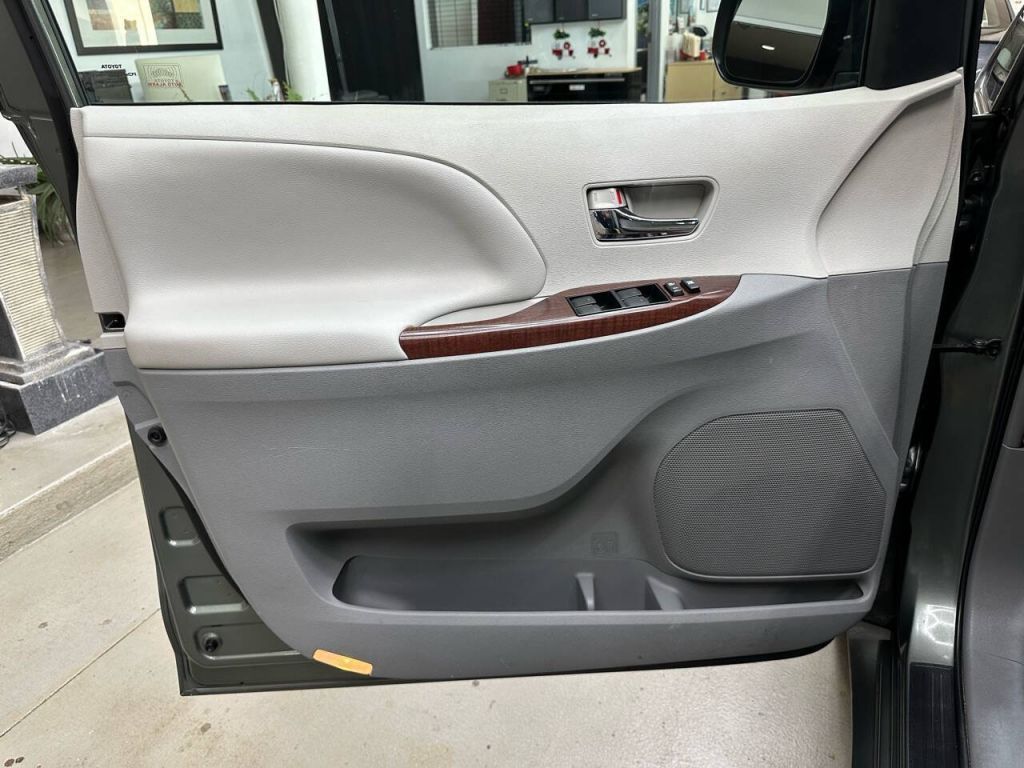 2013 Toyota Sienna