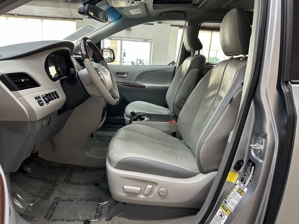 2013 Toyota Sienna