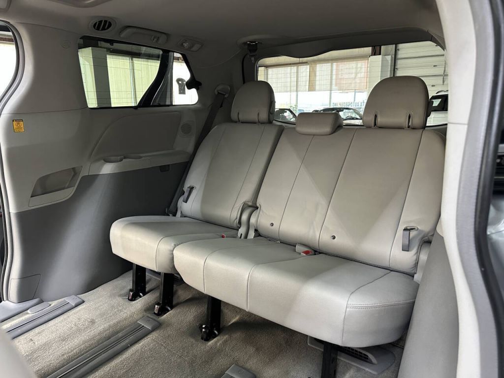 2013 Toyota Sienna