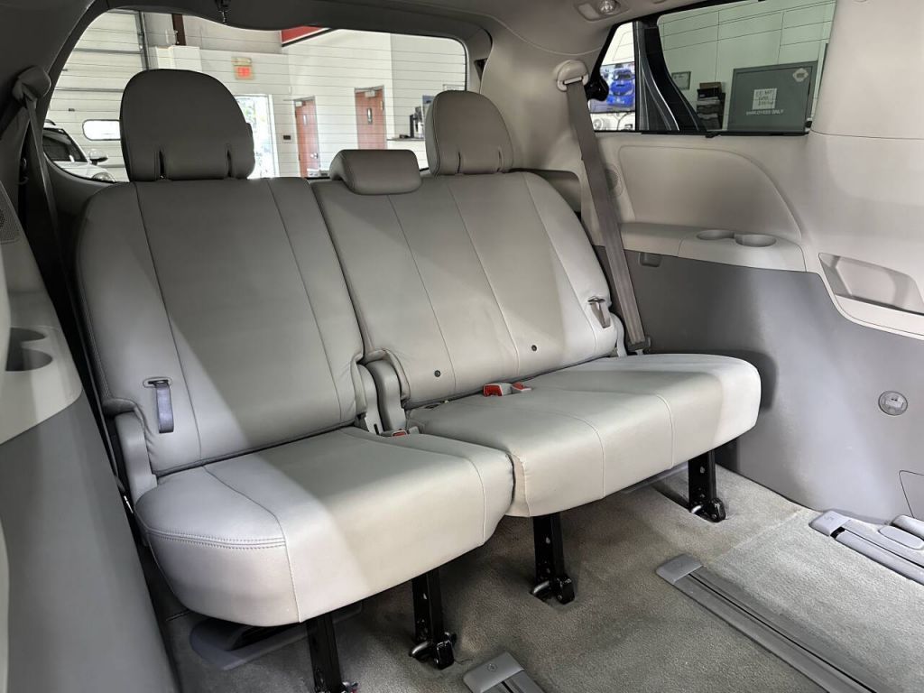 2013 Toyota Sienna