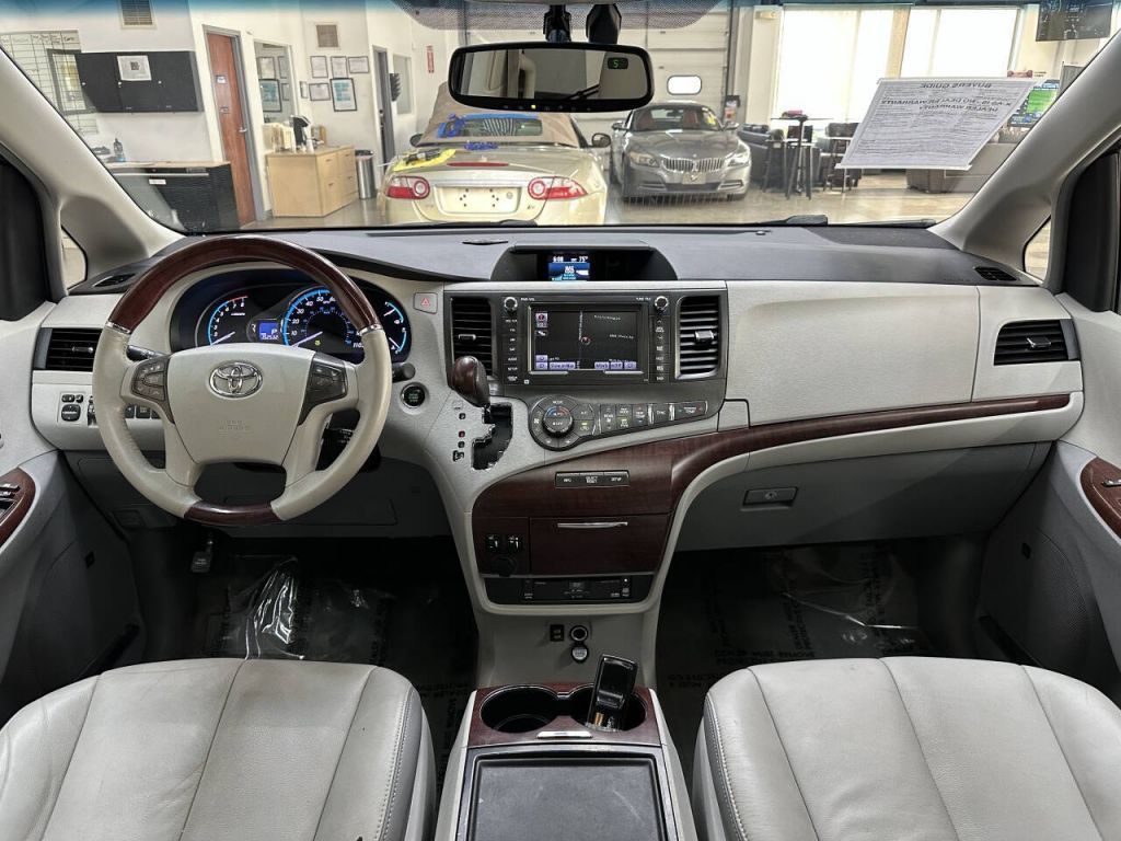 2013 Toyota Sienna