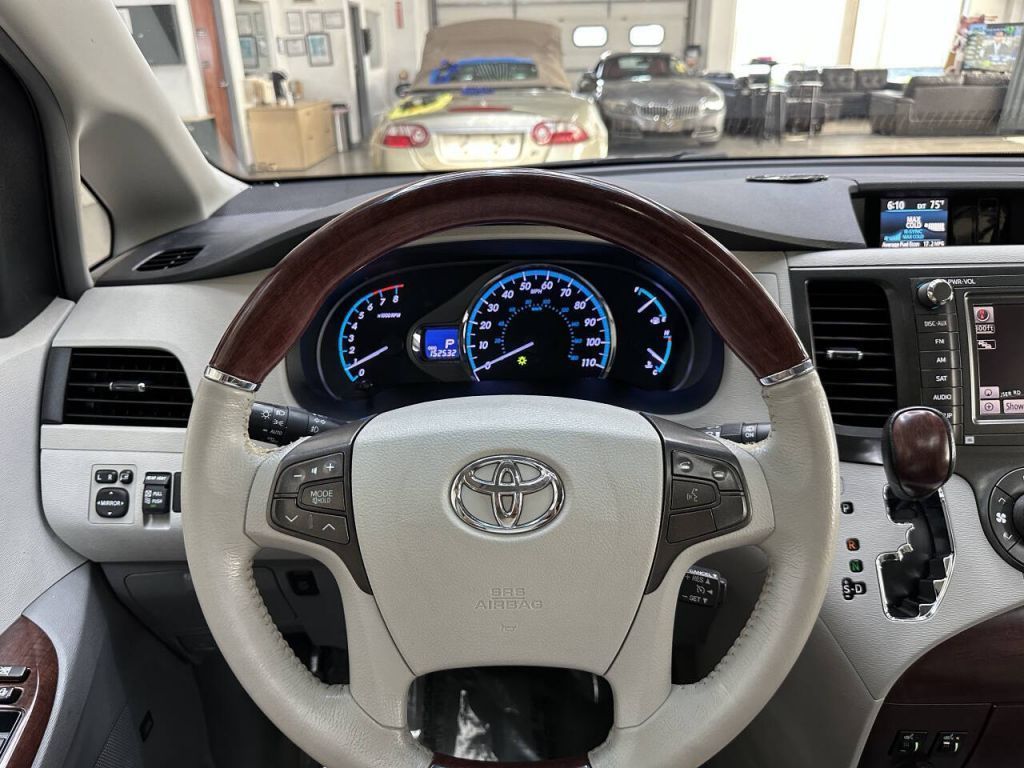 2013 Toyota Sienna