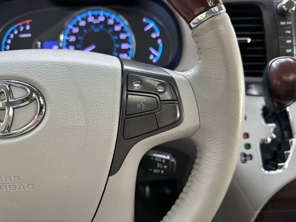 2013 Toyota Sienna