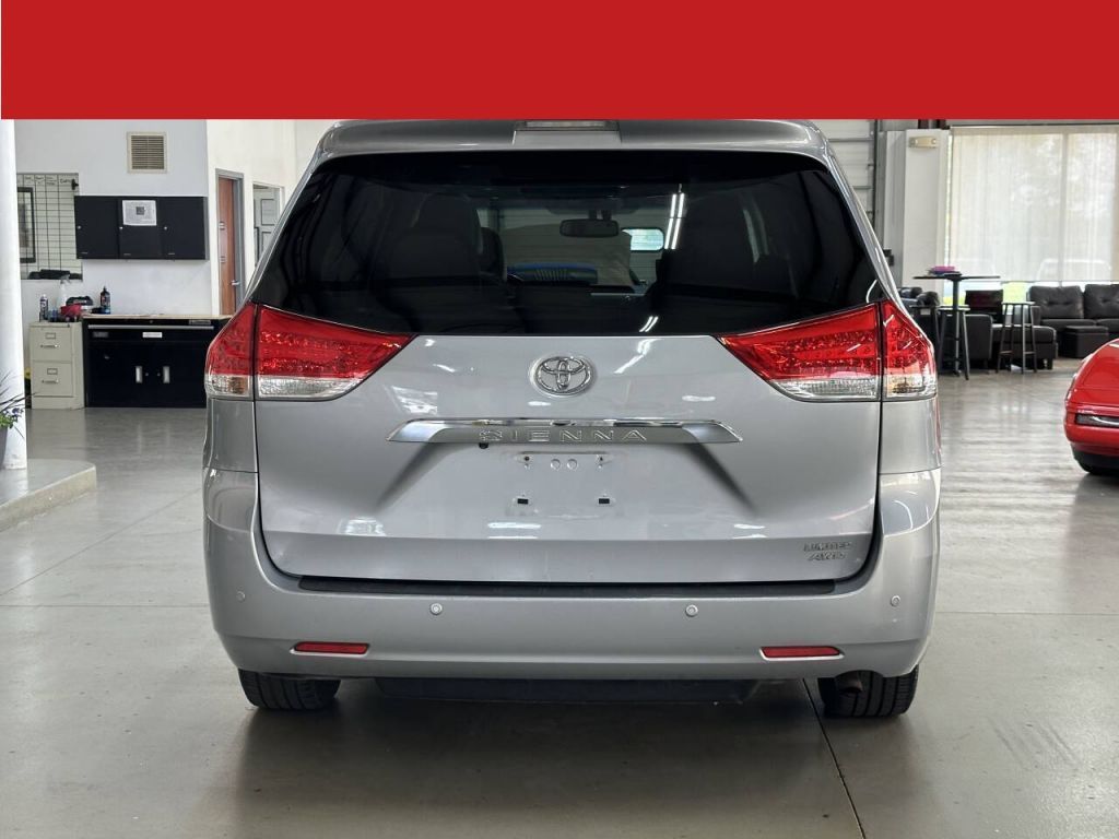 2013 Toyota Sienna