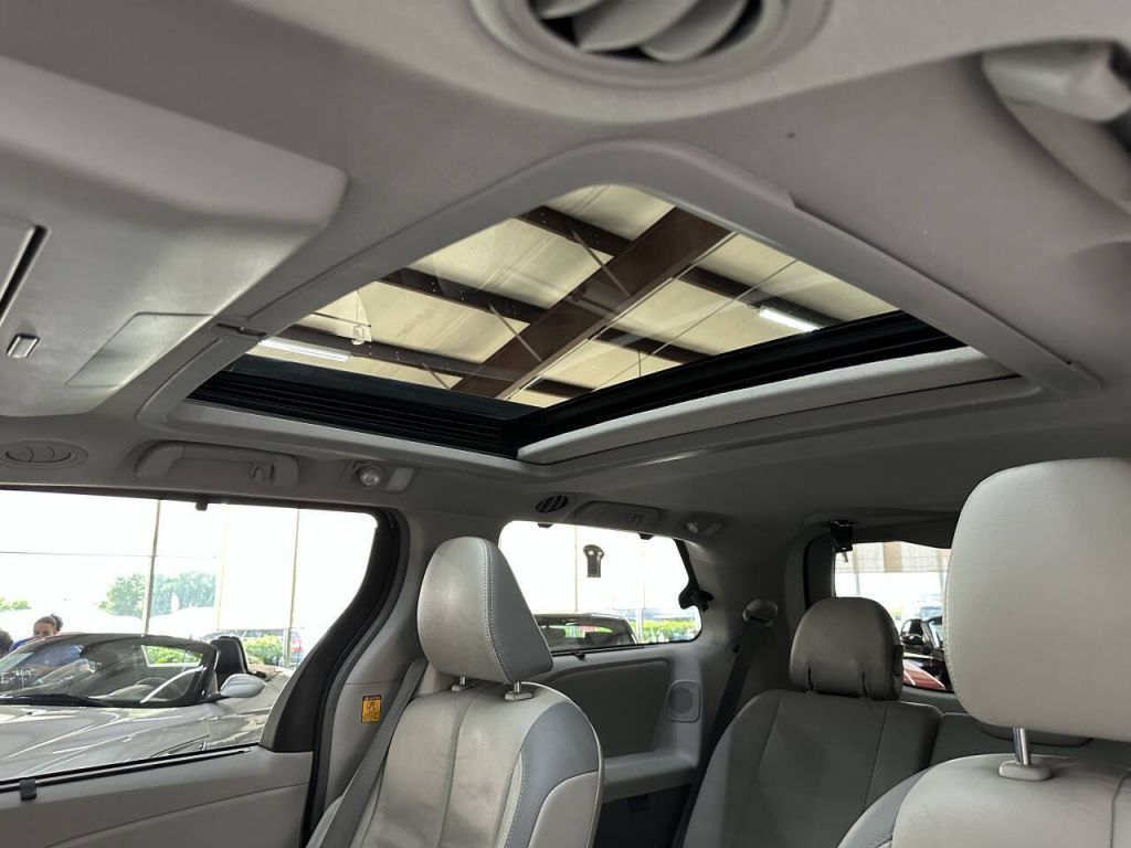 2013 Toyota Sienna