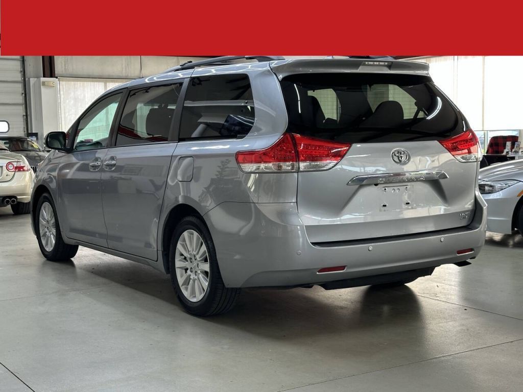 2013 Toyota Sienna