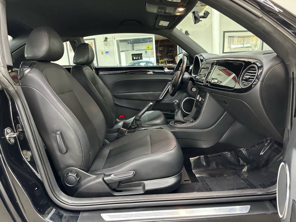 2013 Volkswagen Beetle