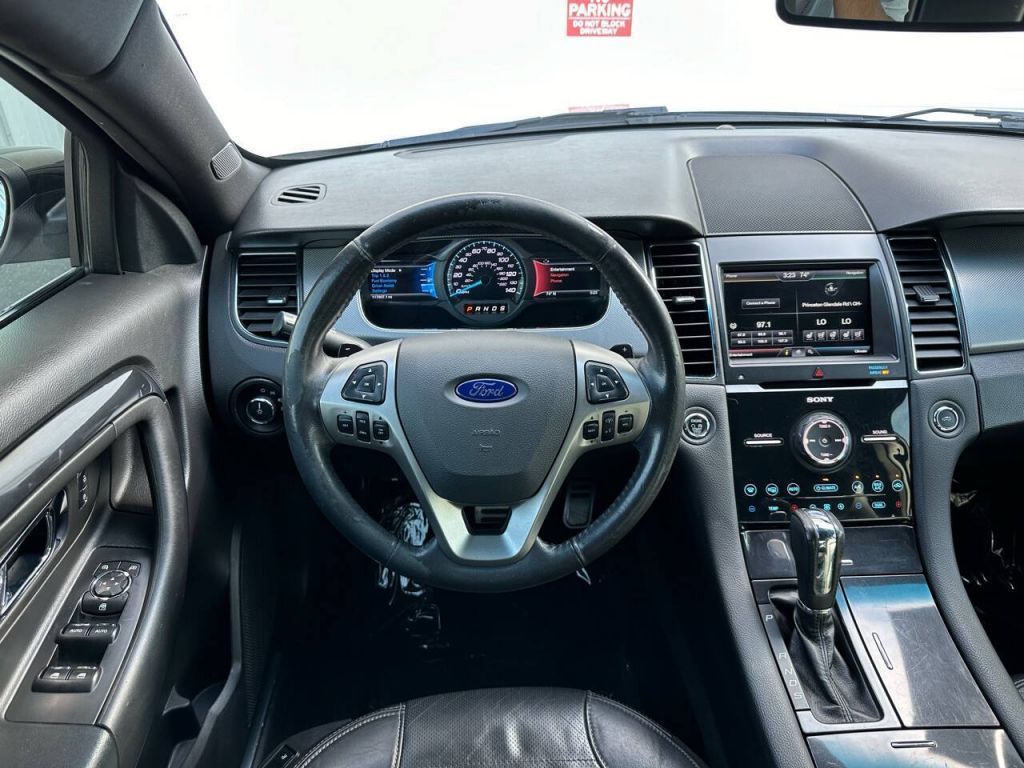 2014 Ford Taurus