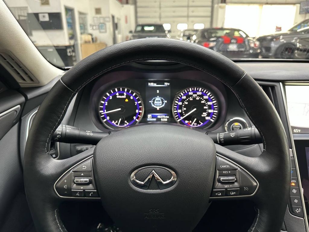 2014 INFINITI Q50