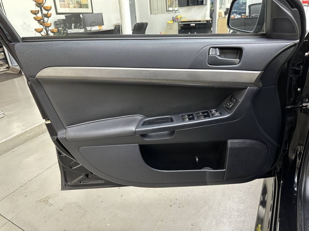 2014 Mitsubishi Lancer