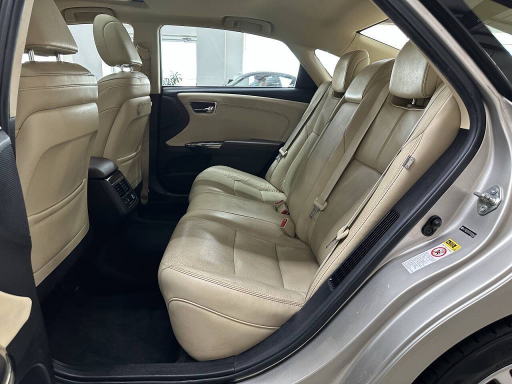 2014 Toyota Avalon Hybrid