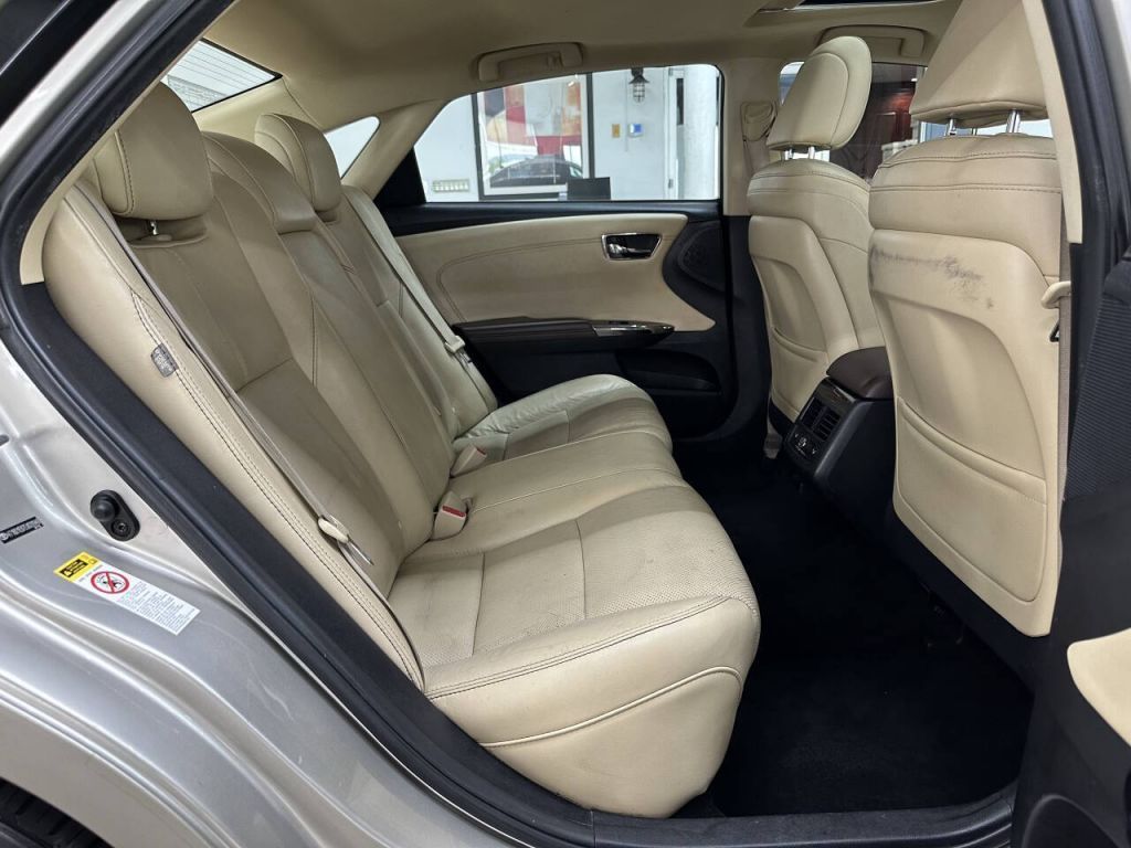 2014 Toyota Avalon Hybrid