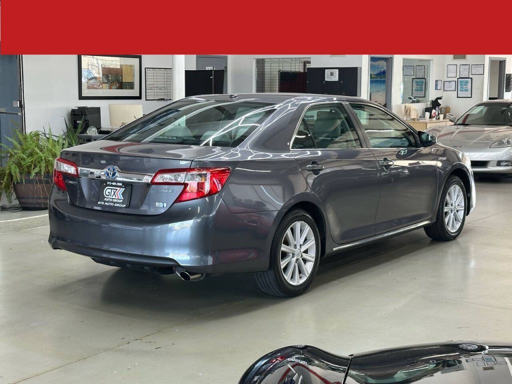 2014 Toyota Camry Hybrid