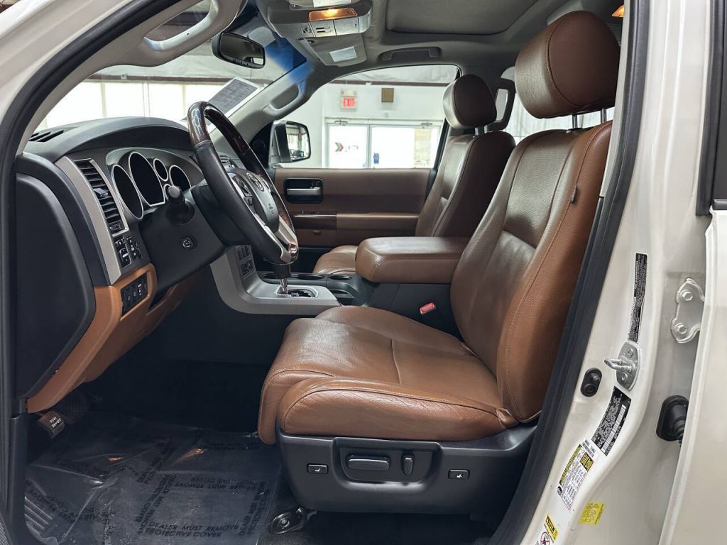 2014 Toyota Sequoia