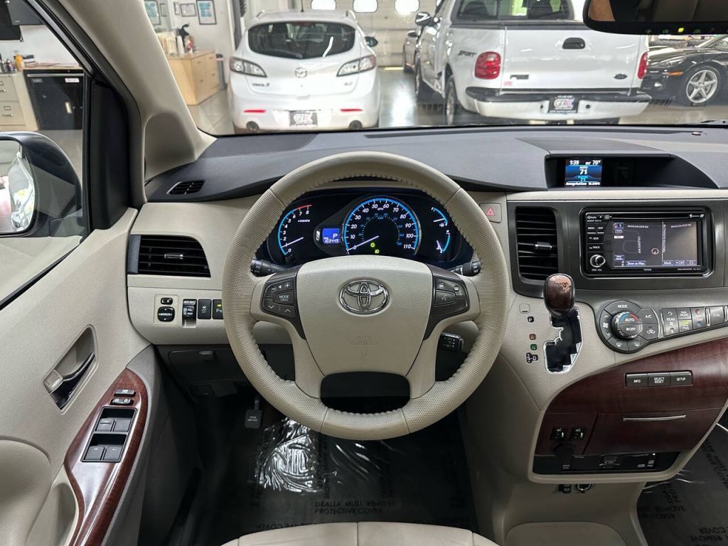 2014 Toyota Sienna