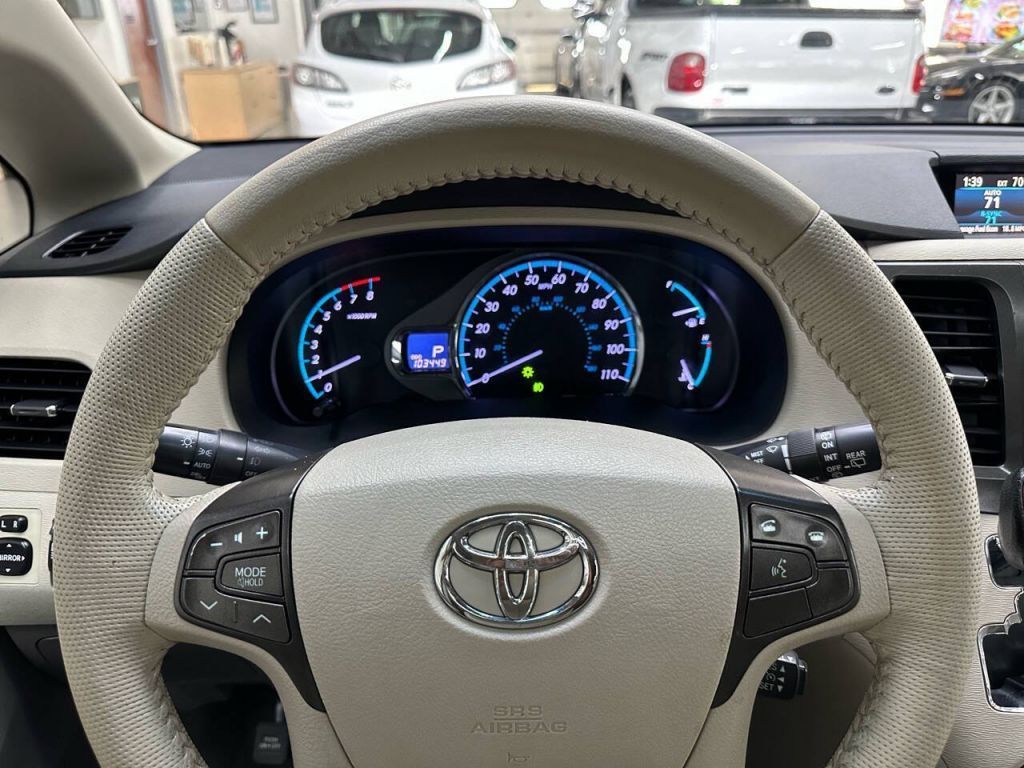 2014 Toyota Sienna