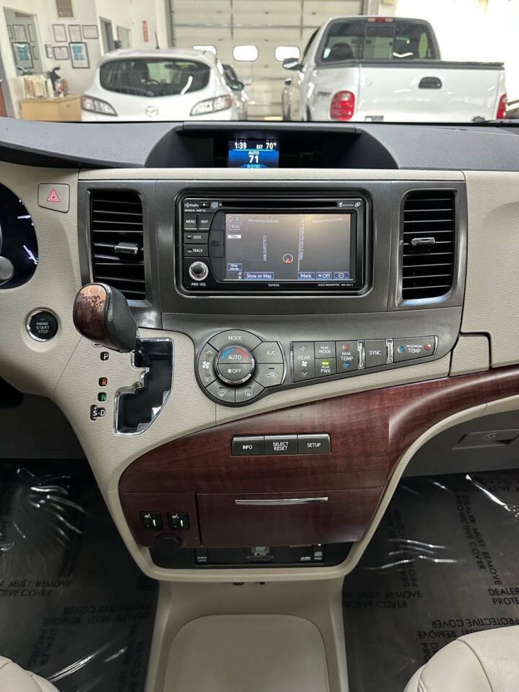 2014 Toyota Sienna