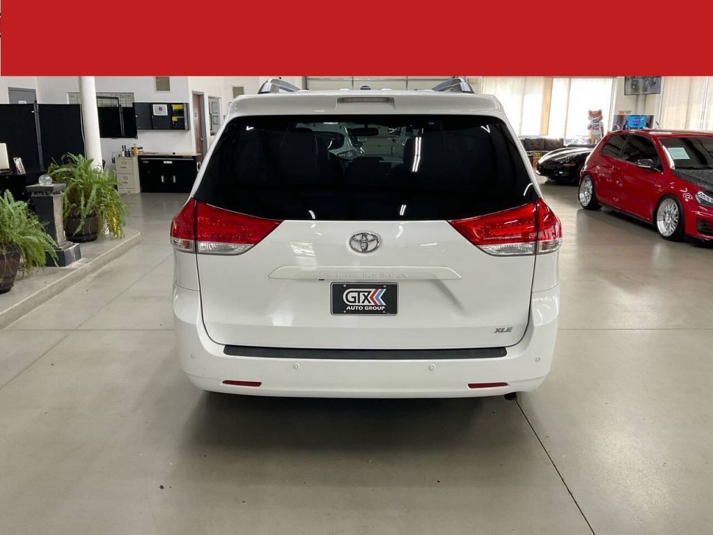 2014 Toyota Sienna