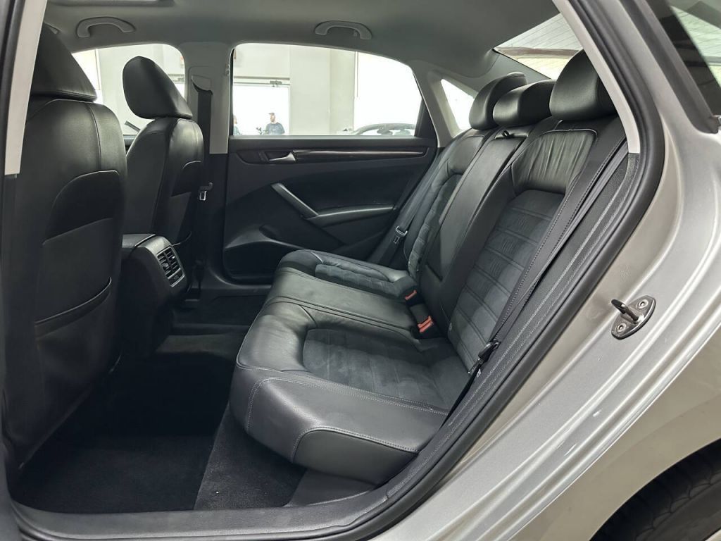 2014 Volkswagen Passat