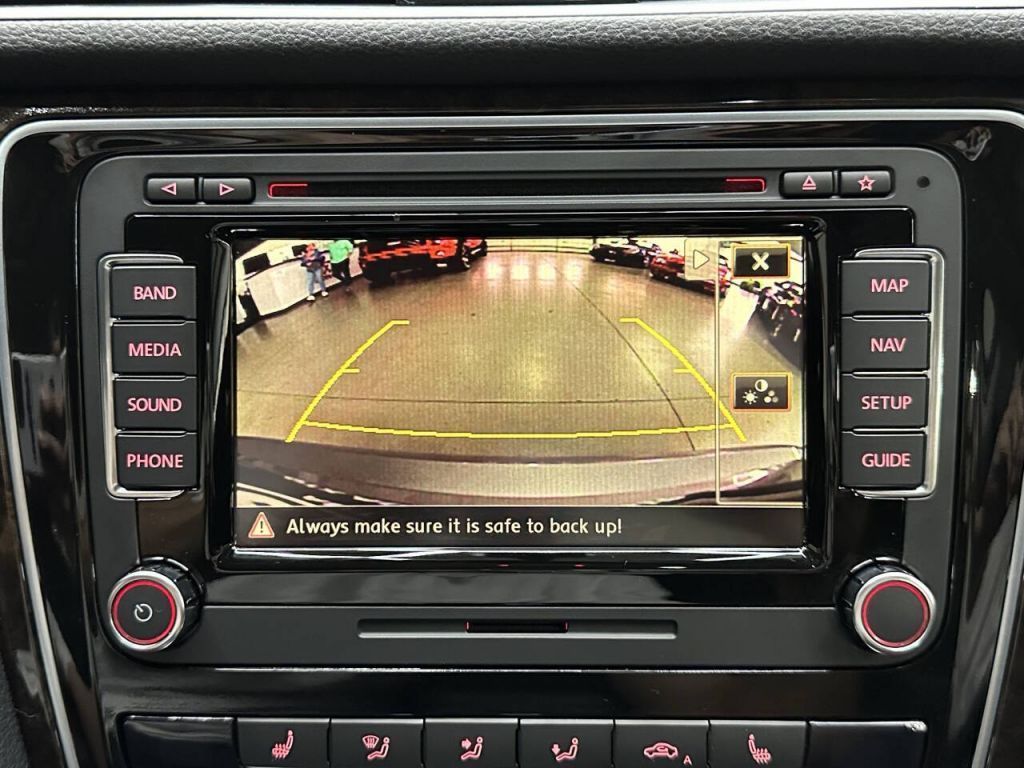 2014 Volkswagen Passat