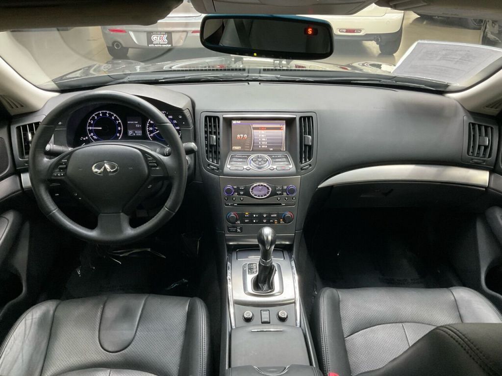 2015 INFINITI Q40