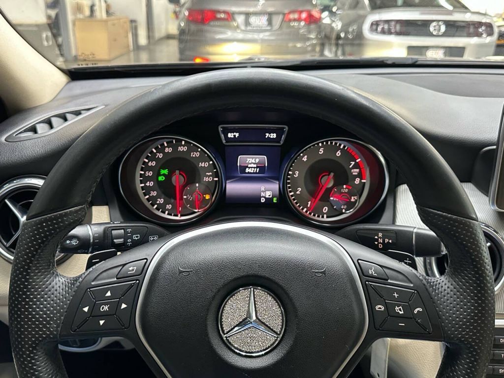 2015 Mercedes-Benz GLA 250