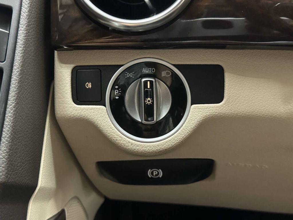 2015 Mercedes-Benz GLK 350